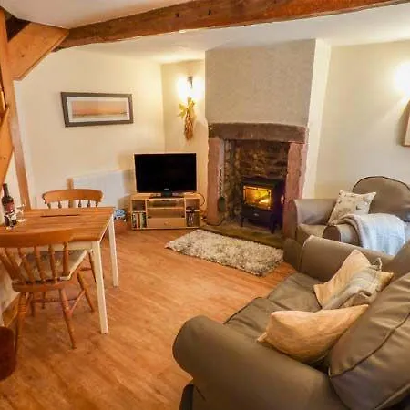 Holiday home Little Chantry